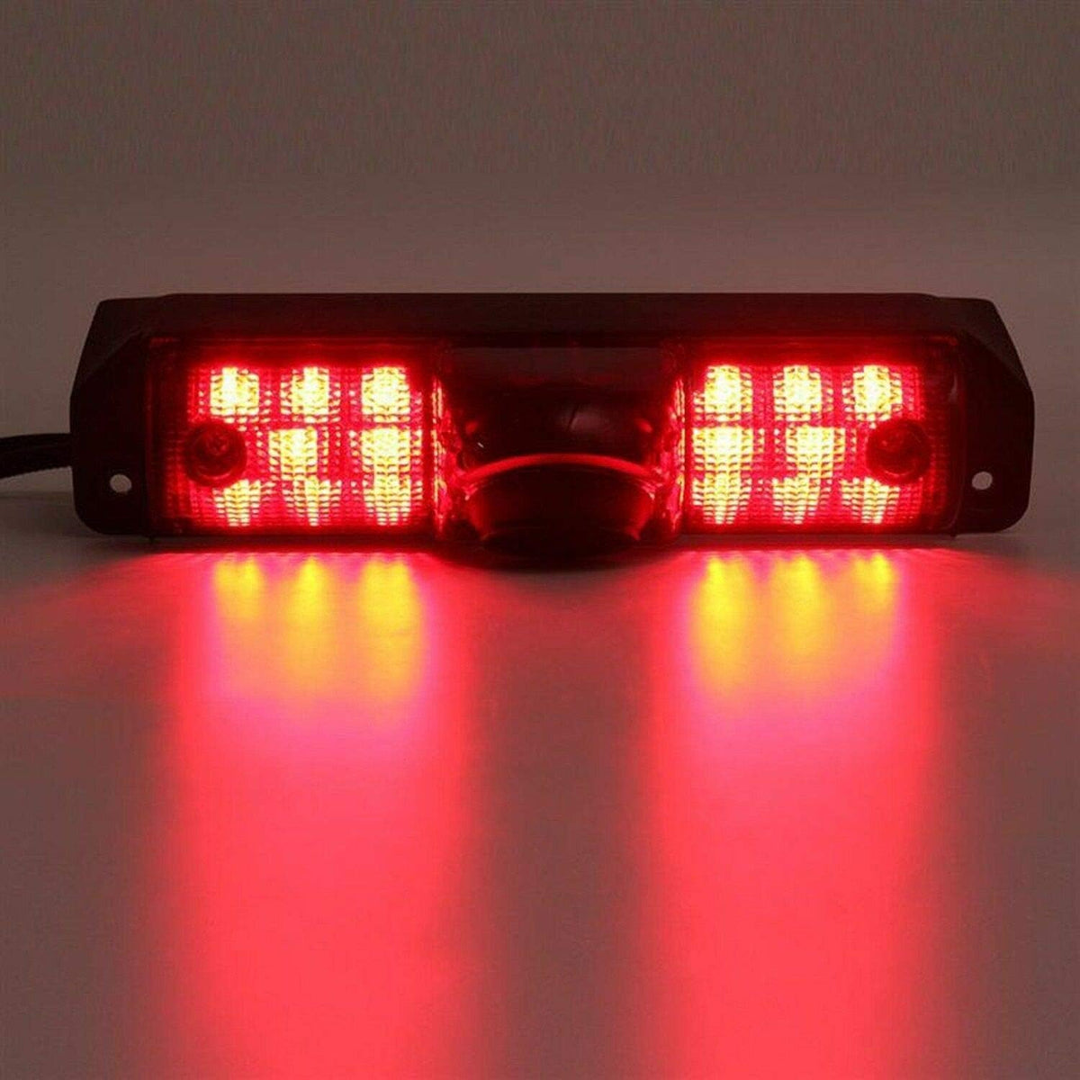 Third Brake Light Backup Camera
For GMC Savana & Chevrolt Express Explorer Van 2003-2016